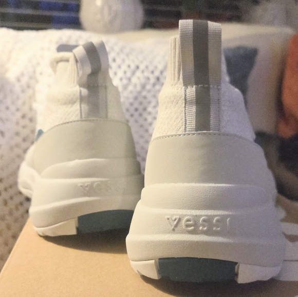 Vessi Stormburst High Top. Waterproof, New In Box Womens Size 8 - Picture 7 of 7